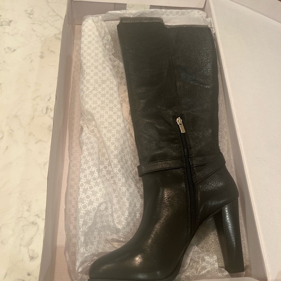 Banana Republic New in Box Shawna Knee Boots 9.5 Riding Boots Heeled Boots - Picture 3 of 7